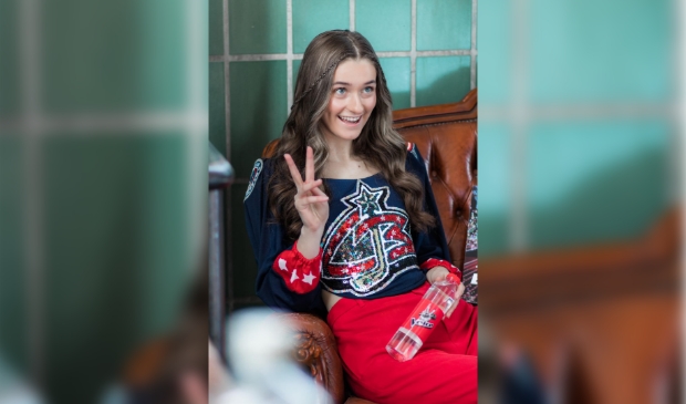 <p>Dolce Mare Beringer is door bij The Voice Kids.</p>