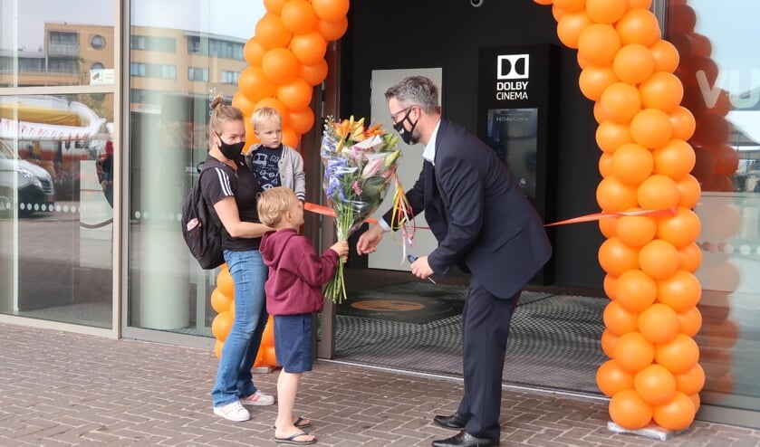 <p>De familie Hilhorst werd verrast met bloemen. </p>
