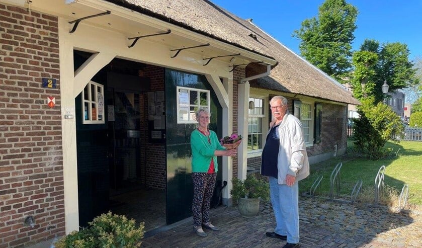 <p>Een bloemetje omdat de Brassershoeve weer open is.</p>