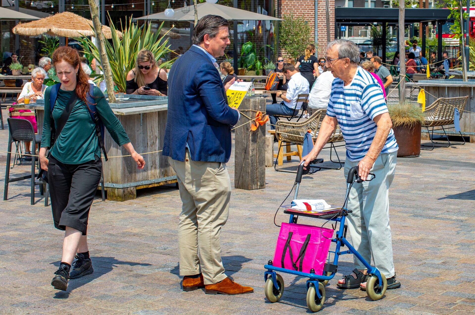 Wethouder Floris Voorink ging in juni de markt op om met inwoners te praten over het Hilversum van de toekomst. 