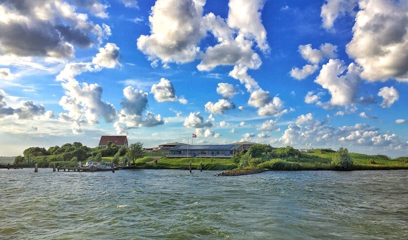 <p>De dag wordt afgesloten met een vaartocht naar Forteiland Pampus voor een gezellige (netwerk)borrel.</p>