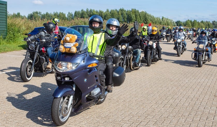 <p>Het vertrek vanuit het Nautisch Kwartier.</p>