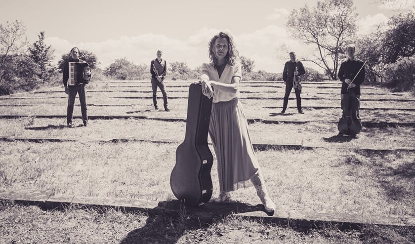 <p>Niki Jacobs en band.</p>