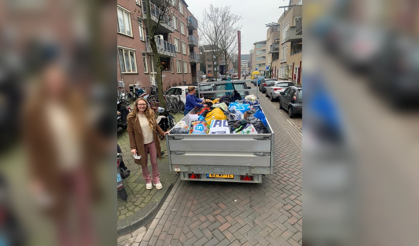 De winterkleding wordt bij Stichting Z langsgebracht.