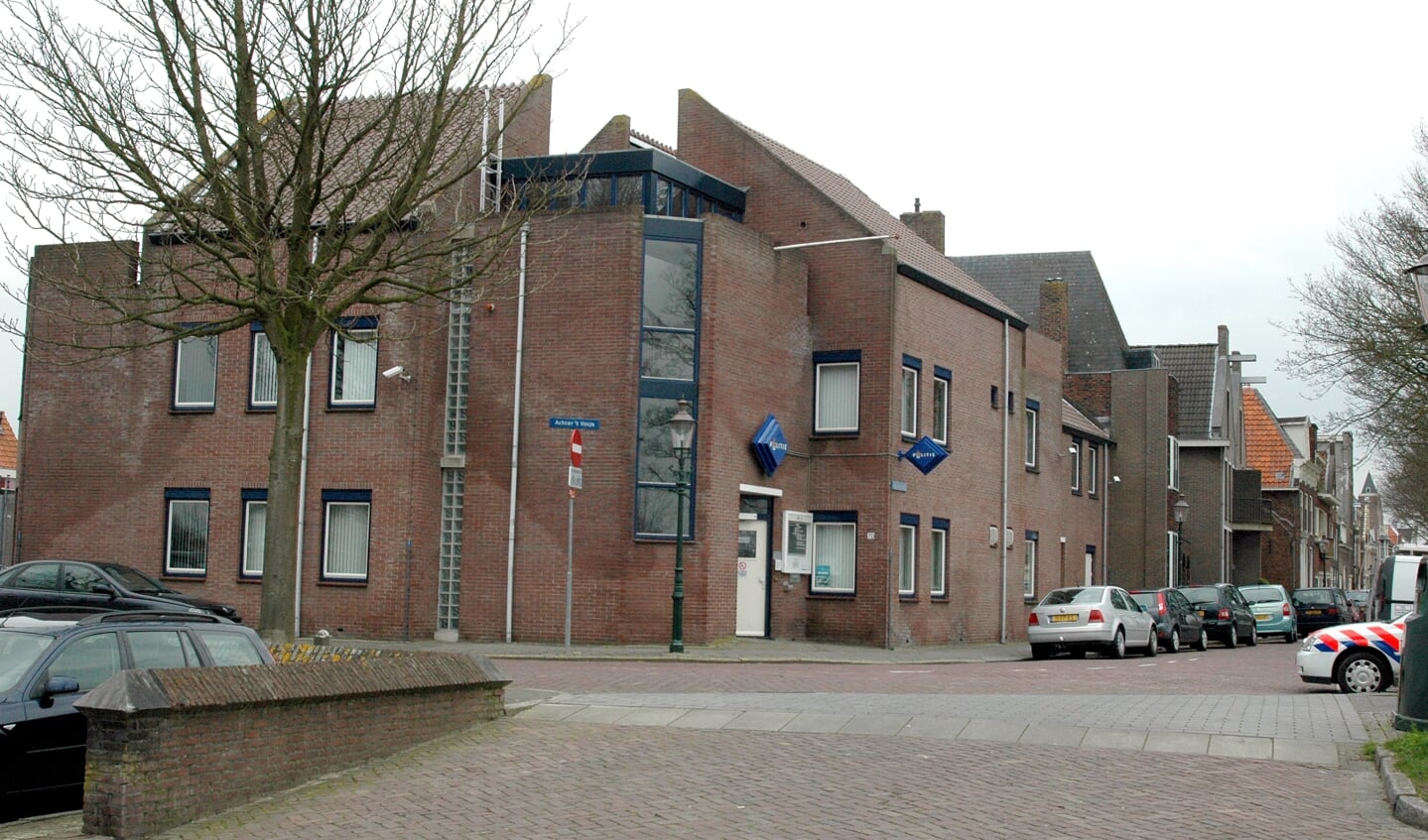 Het voormalig politiebureau aan de Hoogstraat 70 wordt een kinderdagverblijf.