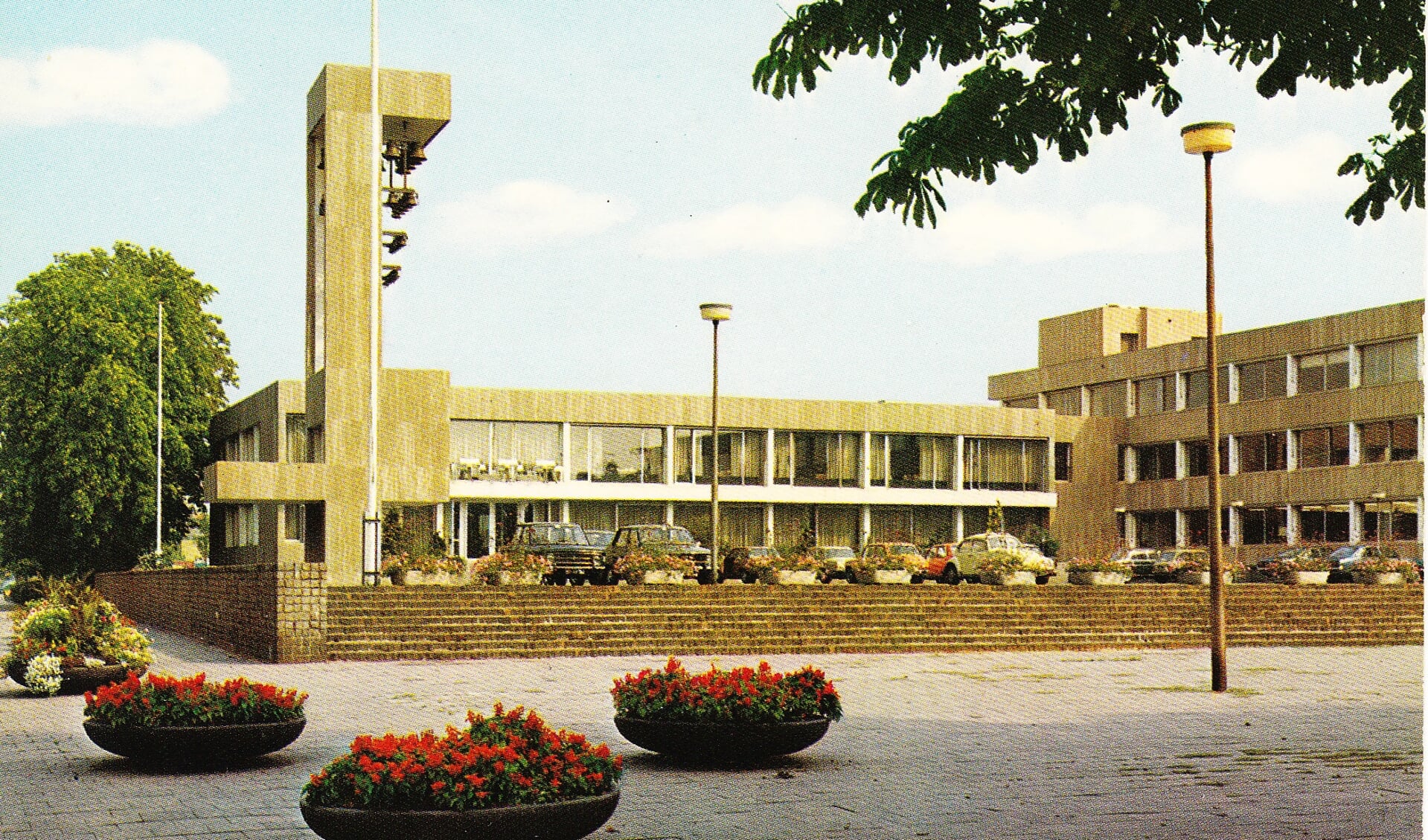 Het gemeentehuis in 1992.
