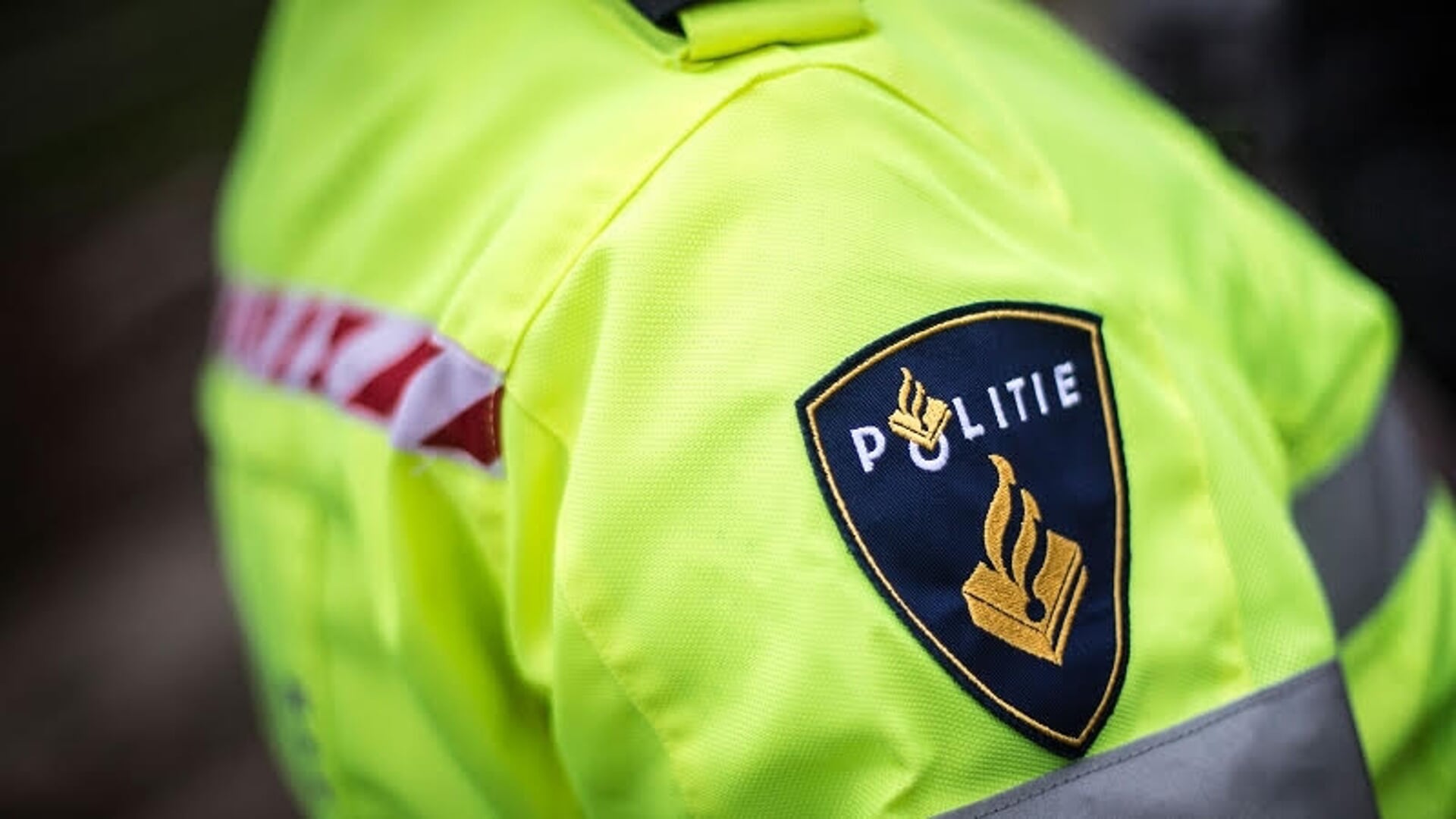 Politie en ambulance naar de Gooilandseweg.