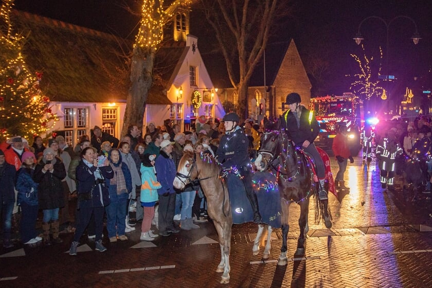Weer sprookjesachtige Lichtjesavond in Laren