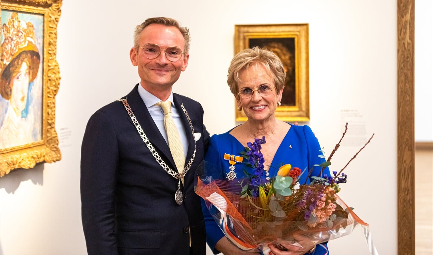 Burgemeester Nanning Mol en Els Blokker-Verwer.