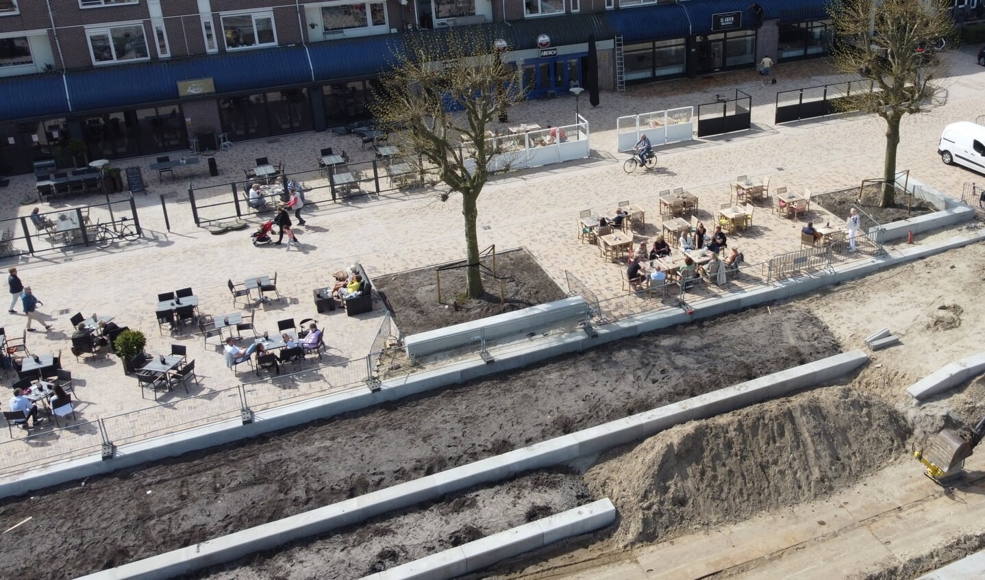 De werkzaamheden aan de Zomerkade vorderen gestaag.