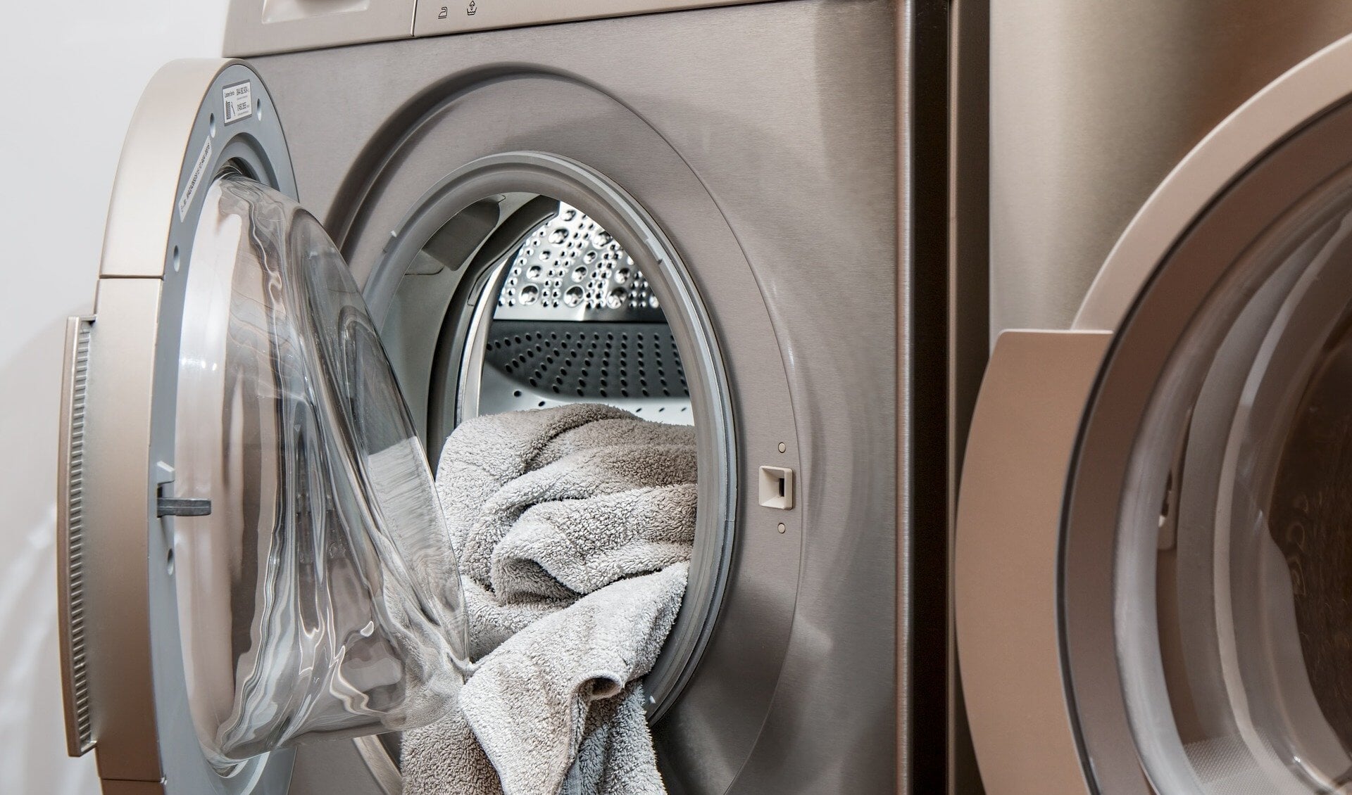 Lucht Zachte voeten Overweldigend Waar je op moet letten bij het kopen van een nieuwe wasmachine - De krant  van Diemen