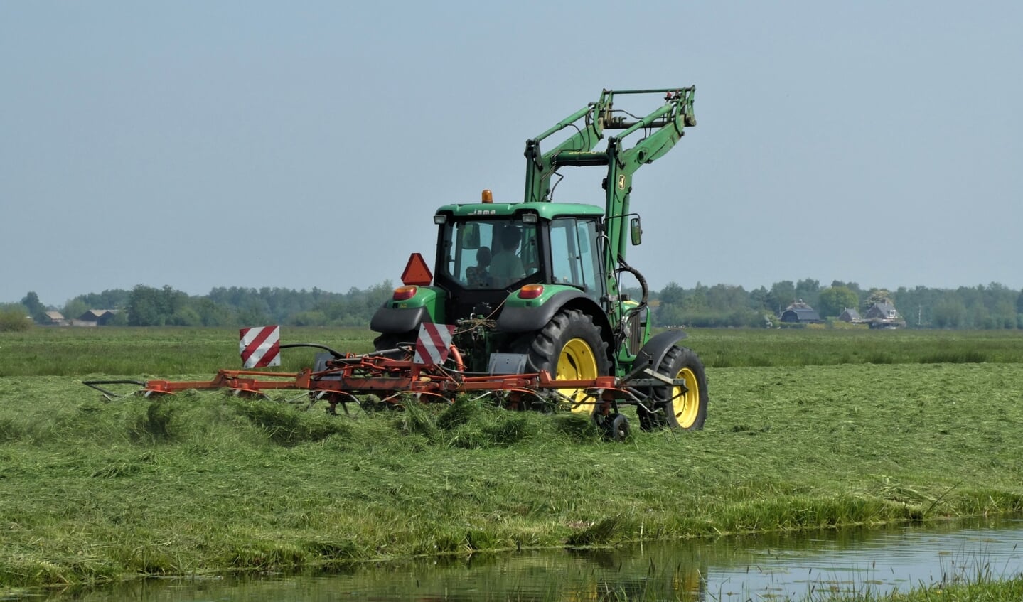 Eemnes wil ruim baan voor landbouwverkeer en minder overlast op de Wakkerendijk en Meentweg.