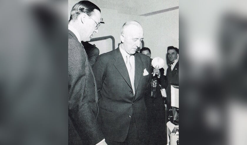 Kauderer met Prins Bernhard in 1953.
