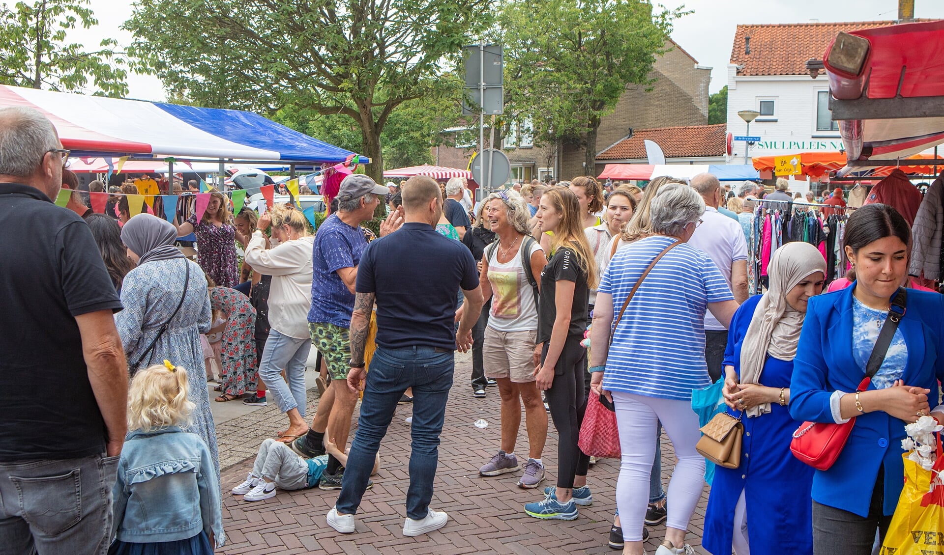 De Jaarmarkt Keverdijk is altijd supergezellig.
