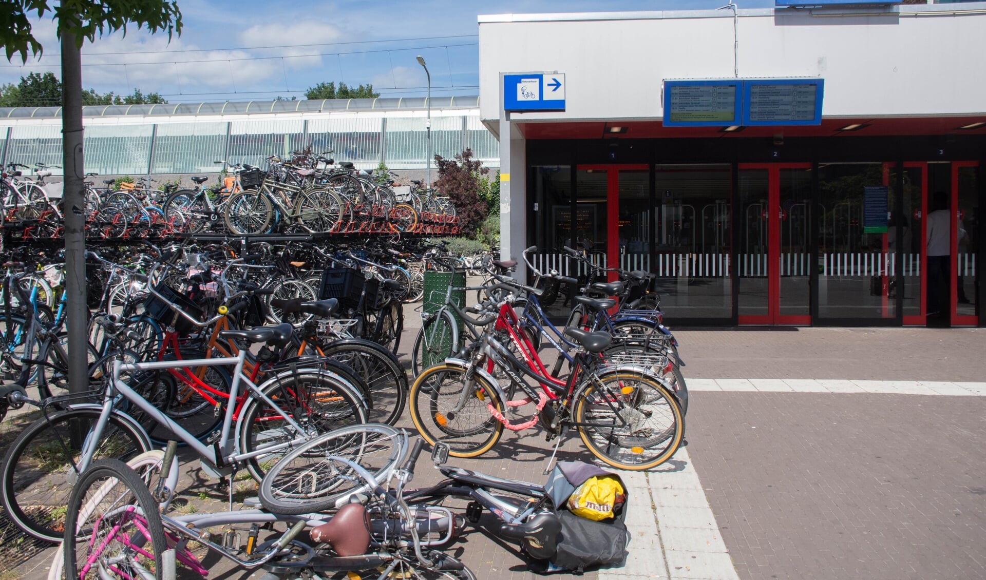 Mogelijk meer fietsenrekken station | Al nieuws uit Weesp