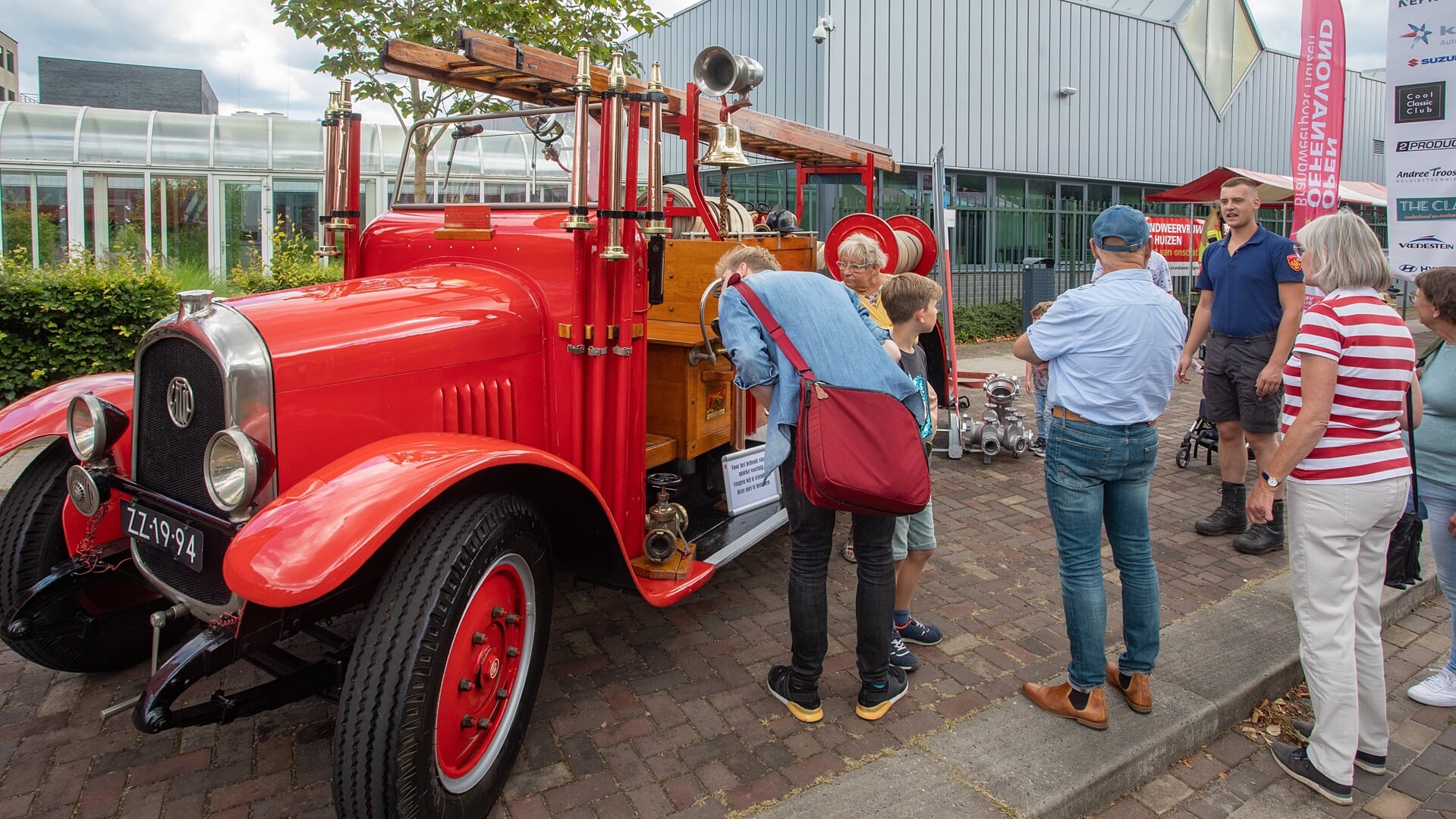 De organisatie verklapte ook alvast dat de oude ladderwagen van de brandweer dit jaar weer aanwezig is op het festival. 