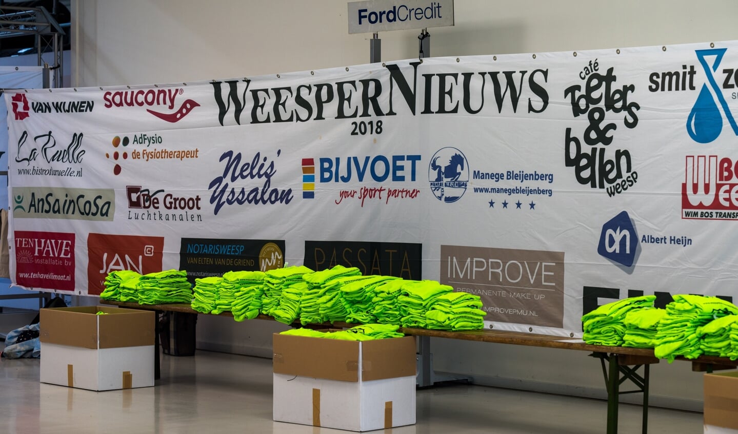 De shirts voor de vrijwilligers liggen klaar