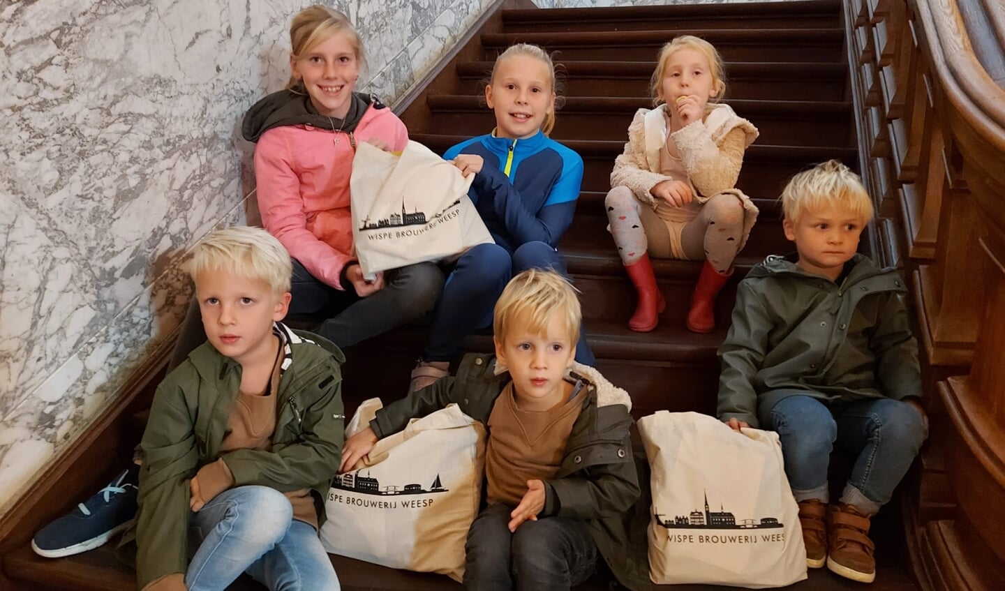 Weespermoppies op de trap