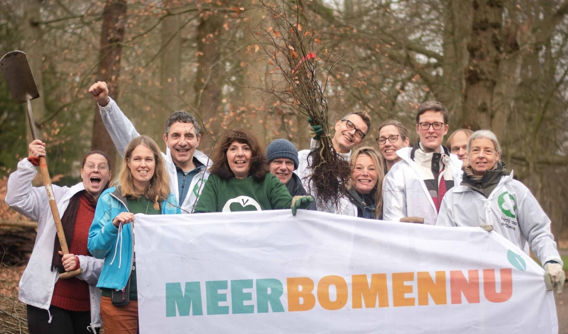 Partij voor de Dieren team bij een eerdere etappe van de Team Planet Estafette in Heemstede.