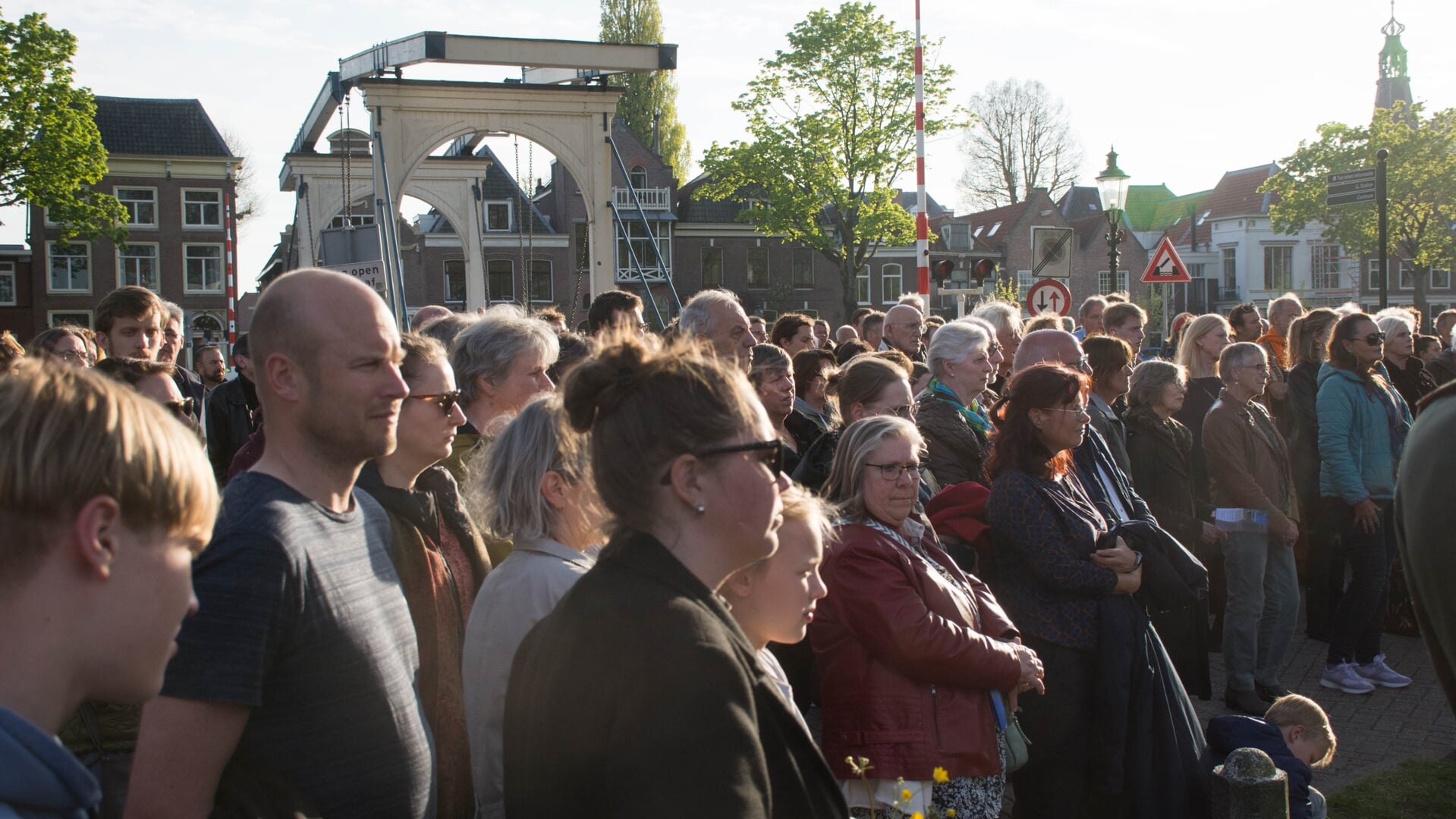 De Nationale Herdenking in Weesp vindt plaats op de Ossenmarkt.