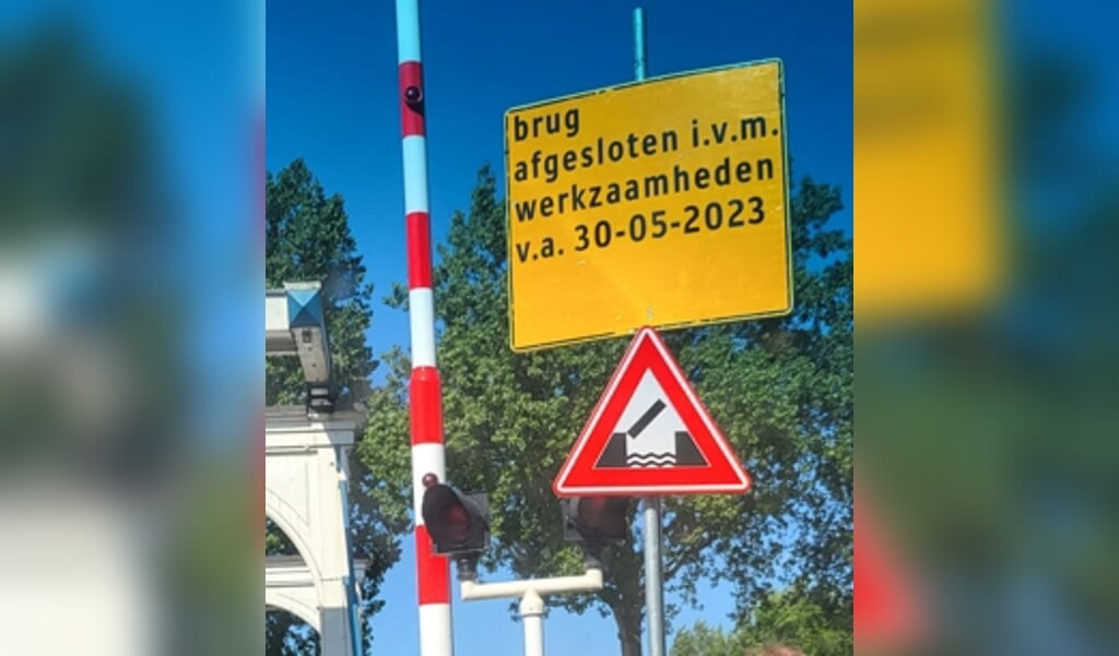 Het eerste bord bij de Lange Vechtbrug.