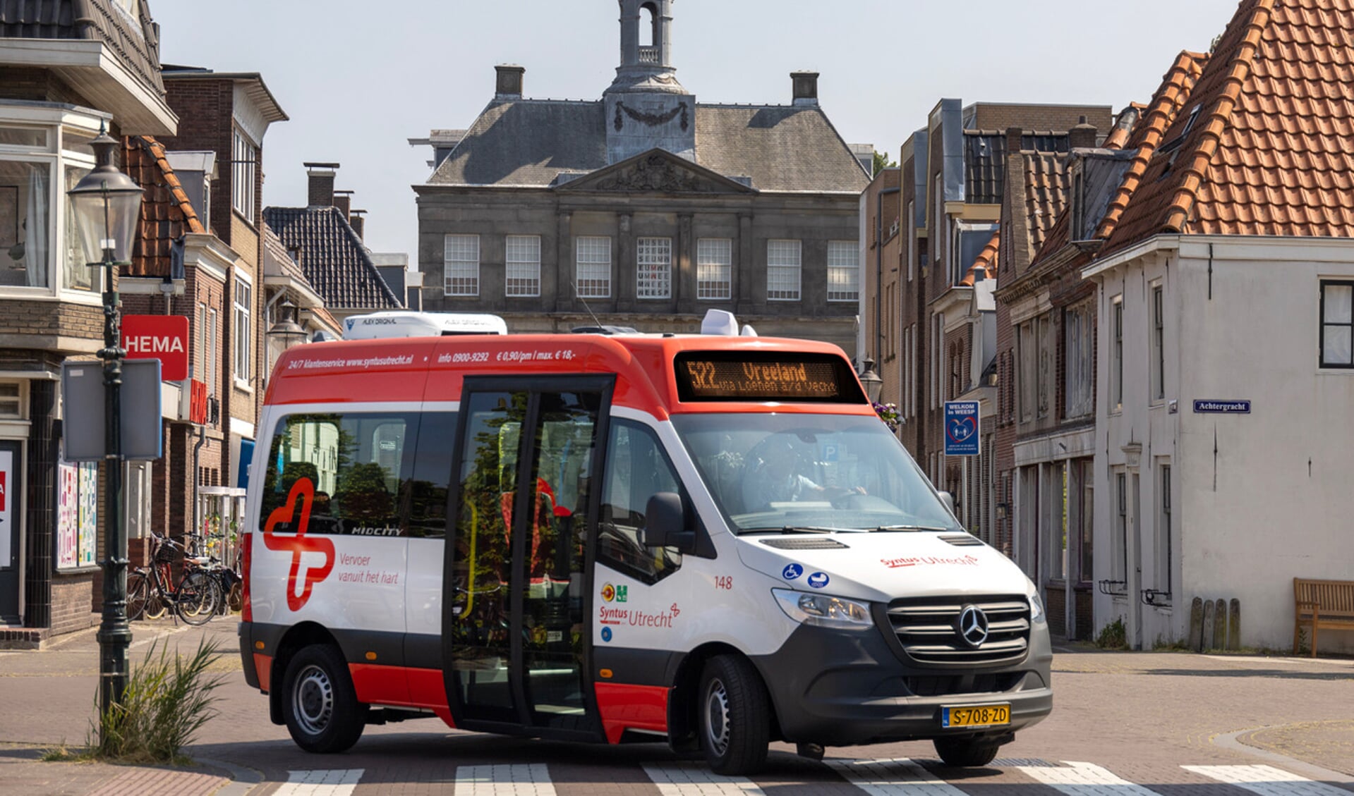 Nieuwe buurtbussen in Weesp.