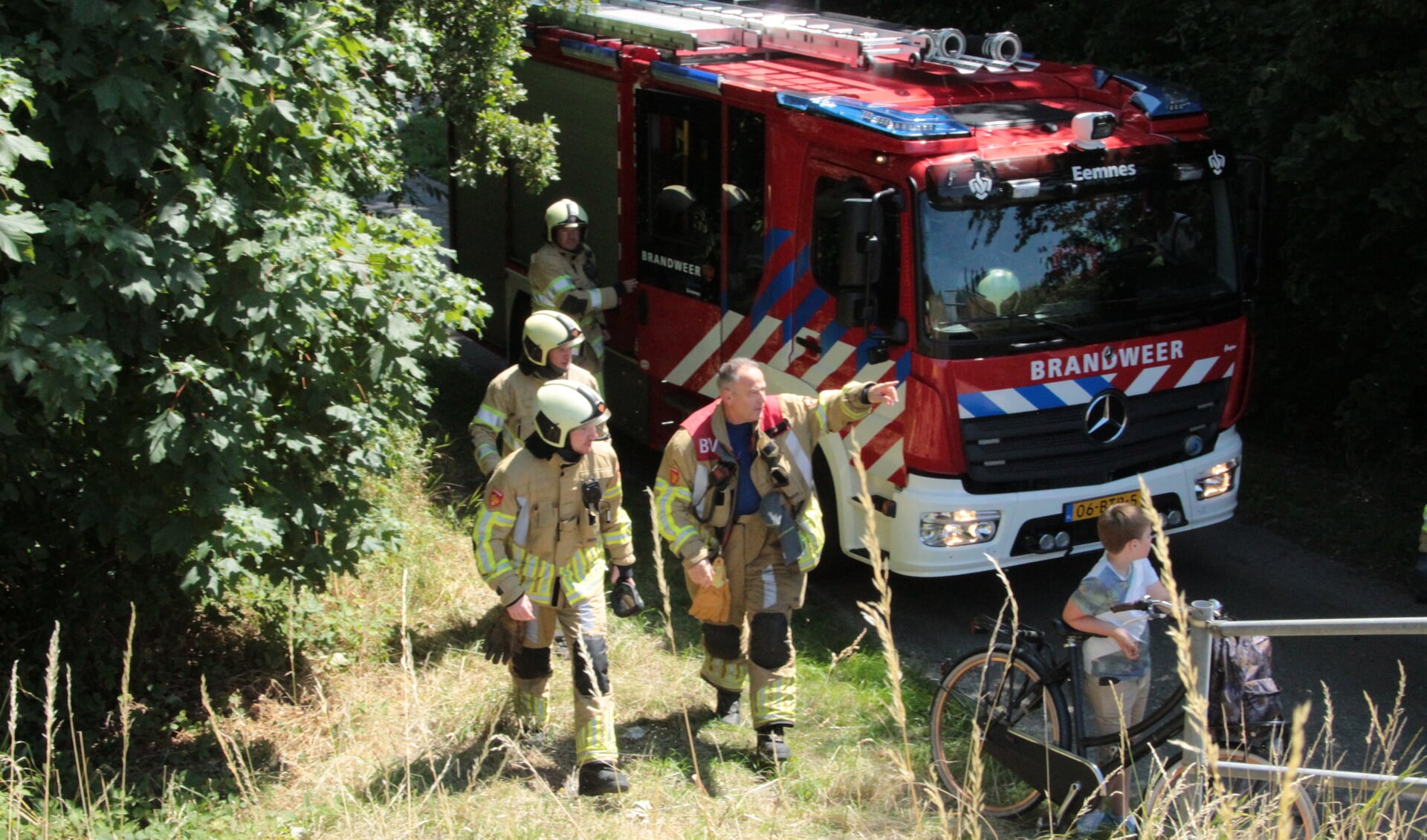 Bestuurder Van Cementwagen Blust Bermbrand In Eemnes - BelNieuws