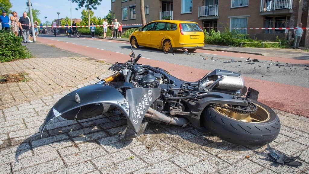 Traumahelikopter Ingezet Bij Ongeval Met Motorrijder - HuizerNieuws