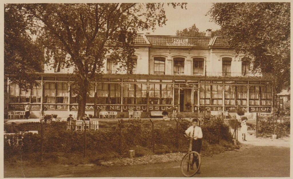 Lung Health Refugees: History of Tuberculosis Treatment in Amsterdam and Het Gooi