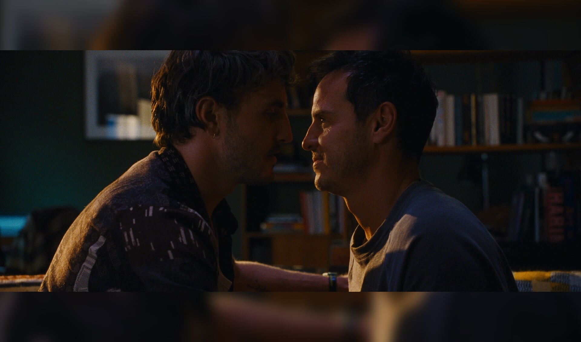 Paul Mescal and Andrew Scott in ALL OF US STRANGERS. Photo Courtesy of Searchlight Pictures. © 2023 20th Century Studios All Rights Reserved.