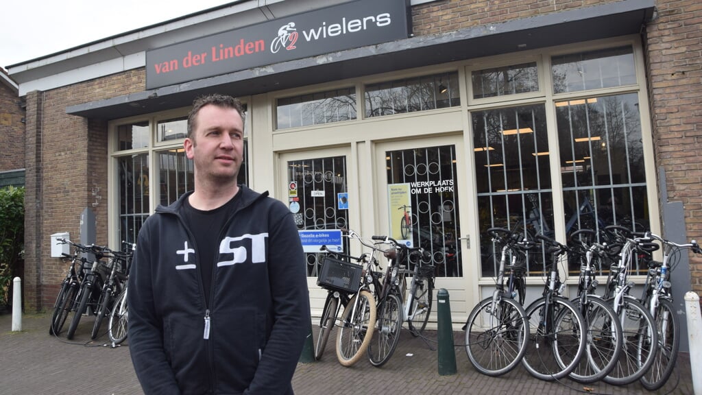 Wouter van der Linden is toe aan een nieuwe uitdaging en stopt daarom met zijn fietsenwinkel.