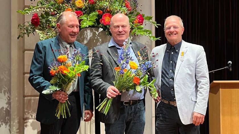 Bernard Bierwolf, Willem Hilders en Laurens de Rooij zijn vandaag onderscheiden en kregen door burgemeester Femke Halsema een lintje opgespeld.