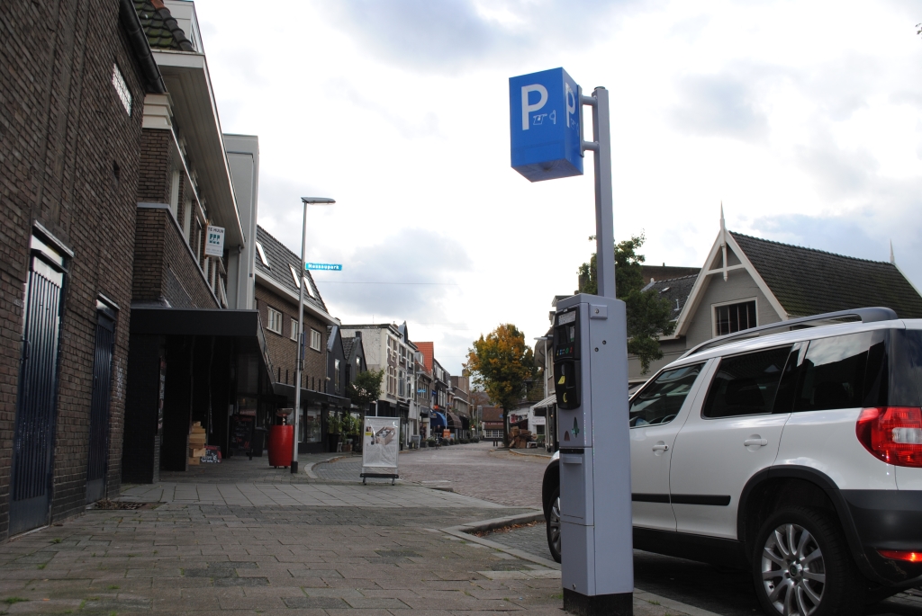 In de Spiegelstraat in Bussum blijft  betaald parkeren.