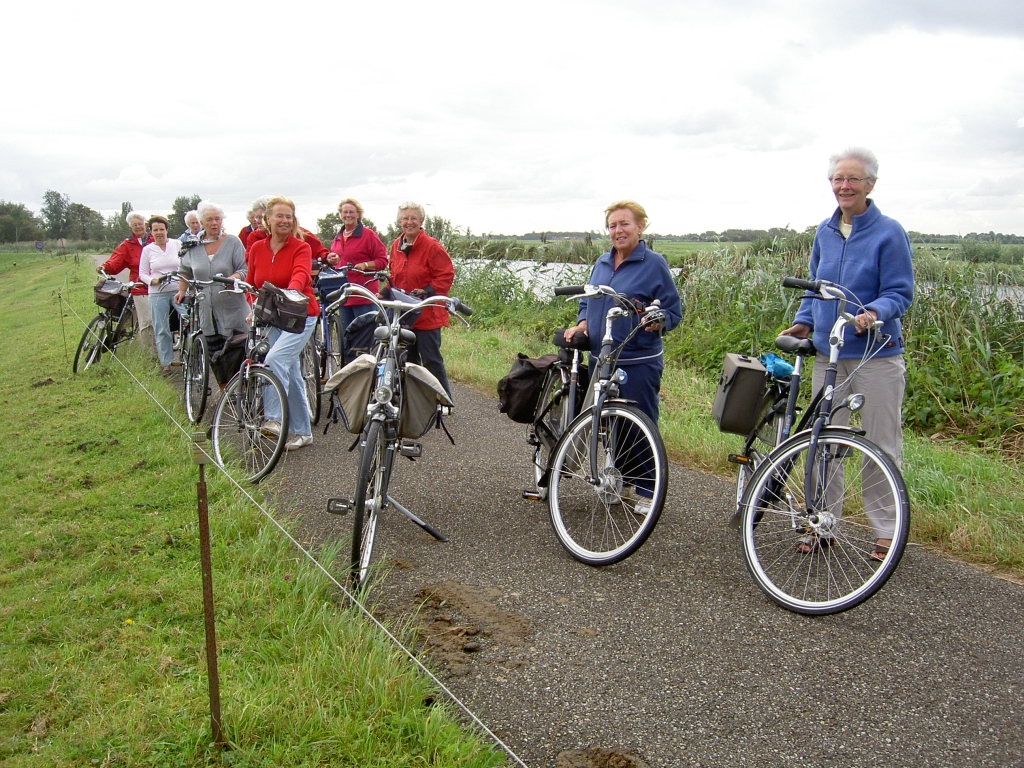 Samen fietsen met Vrouwen van Nu.
