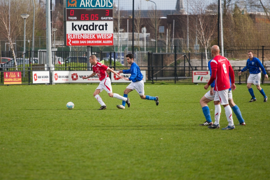 De kans is groot dat de zaterdag-1 van FC Weesp straks tot het verleden behoort.