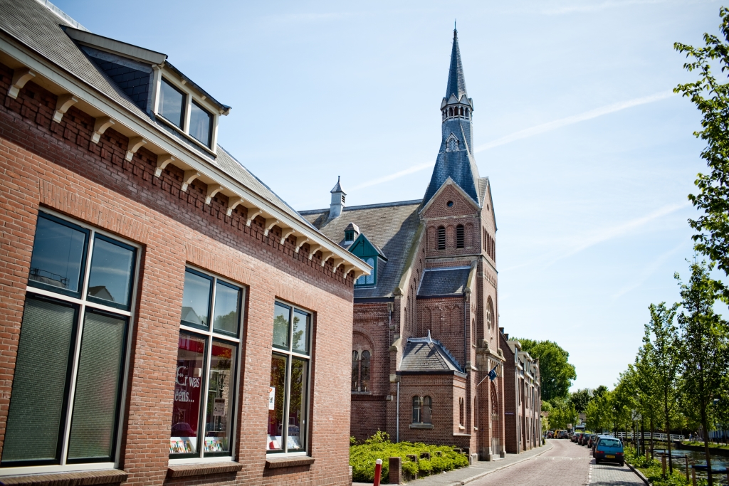 Zondagmiddag is de Van Houtenkerk gratis te bezichtigen. 