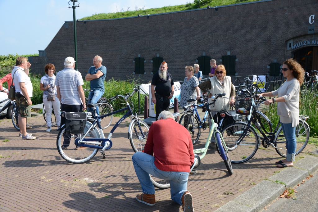 Deze Monumentendag: Muizenfort start fietsroute langs de vuurlinies van Muiden.