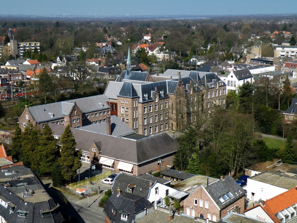Mariënburg vanaf de toren van de St. Vituskerk.