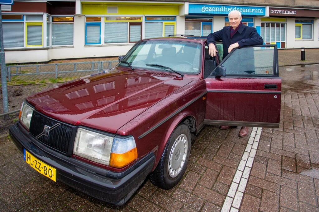 De patiënten gaan Harry samen met zijn oude Volvo missen.