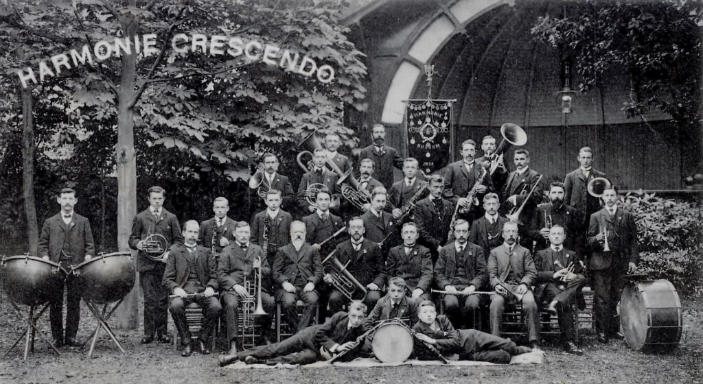 Harmonie ‘Crescendo’ omstreeks 1898.
