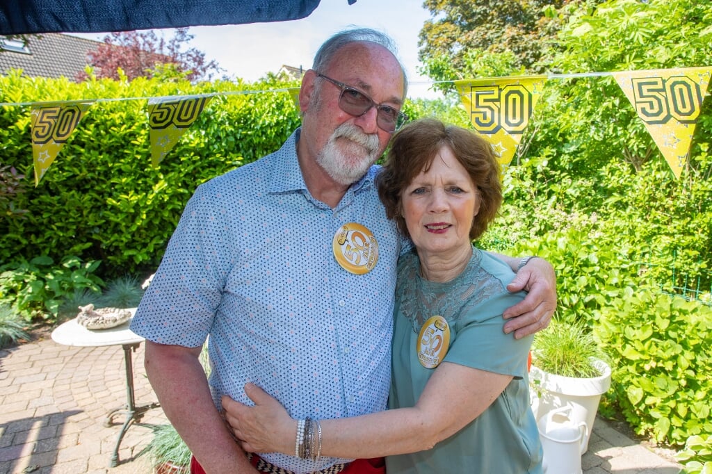 Na 50 jaar zijn Conny en Peter Dercksen nog altijd gelukkig met elkaar.