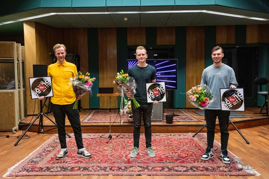 Ward Reijmerink (links), Lars Koehoorn (midden) en Mitchell de Feijter produceerden de winnende inzending. 