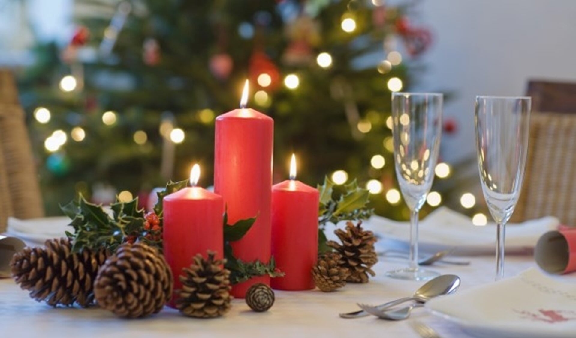 Brandende kaarsen horen erbij met Kerstmis. FOTO: Thinkstock.