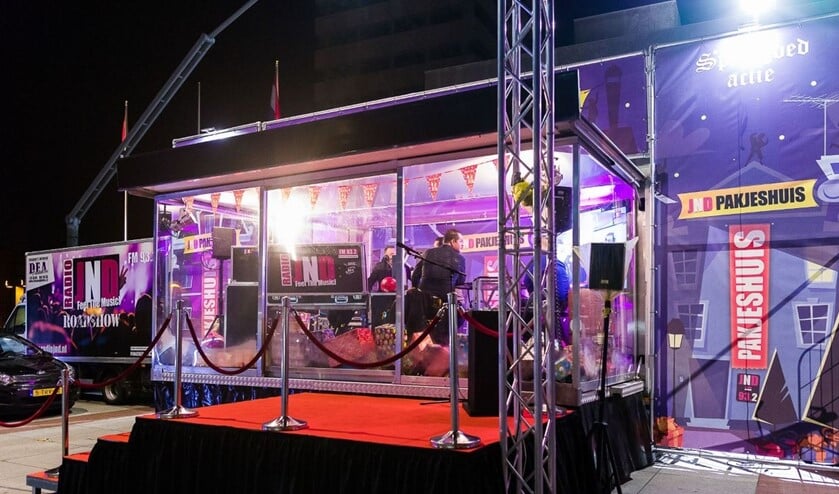 <p>Vorig jaar werd in verband met corona een alternatieve inzameling gehouden met een drive-in bij de studio van JND in Best. </p>