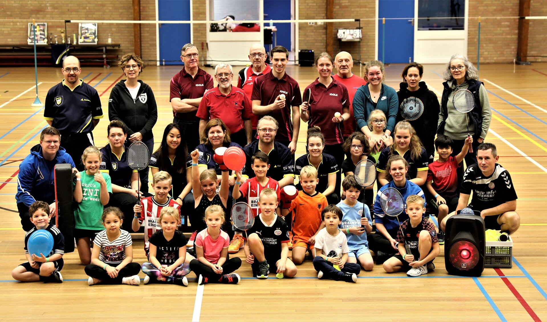Basisschooljeugd kon in Mierlo kennismaken met verschillende sporten. (Foto: Harrie van der Sanden)