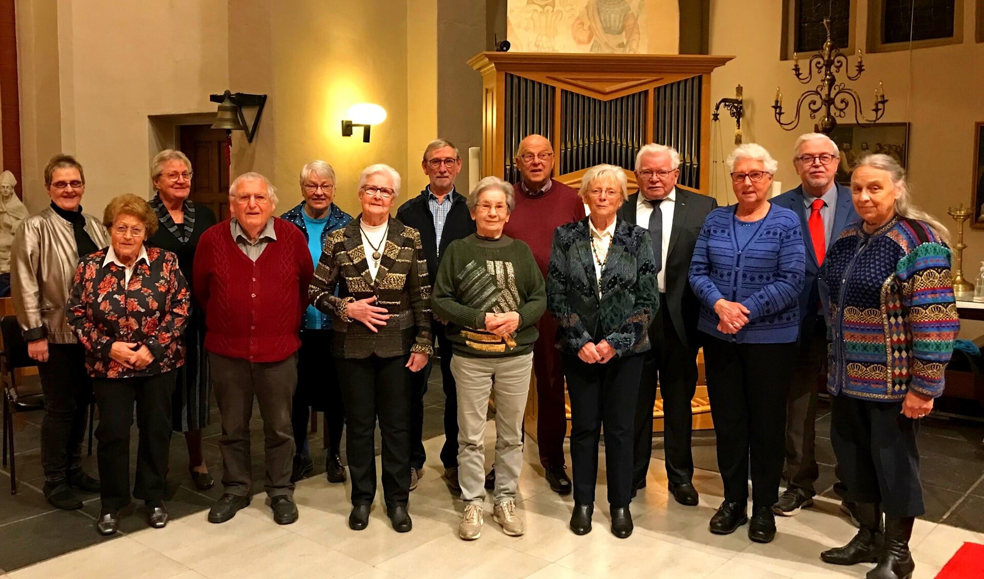 Sursum Corda, dat één weekend per maand in de Nicolaaskerk zingt, viert komende zondag zijn 100-jarig bestaan. (Foto: Evert Meijs)