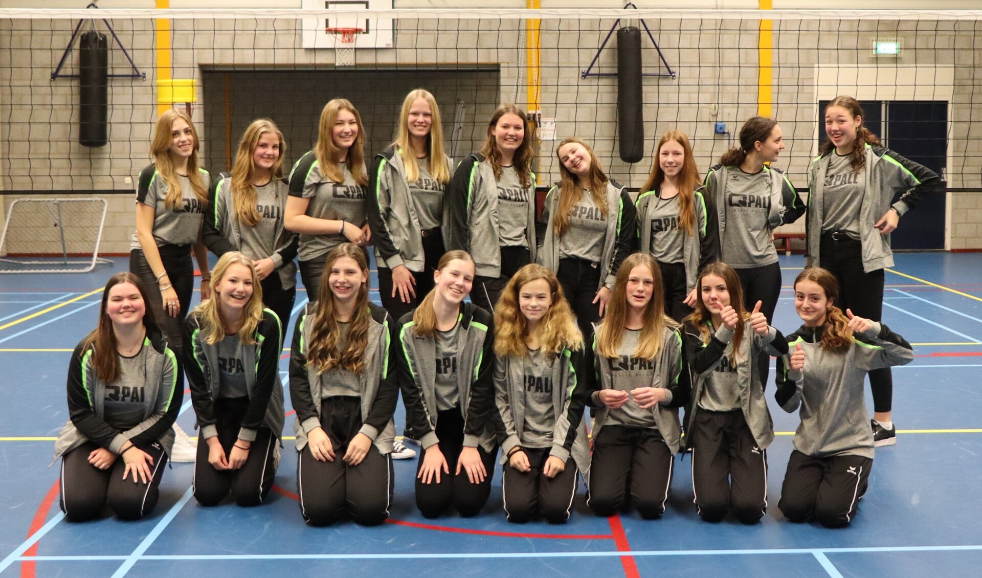 De Meisjes A en B van volleybalvereniging DKJO zijn kampioen.