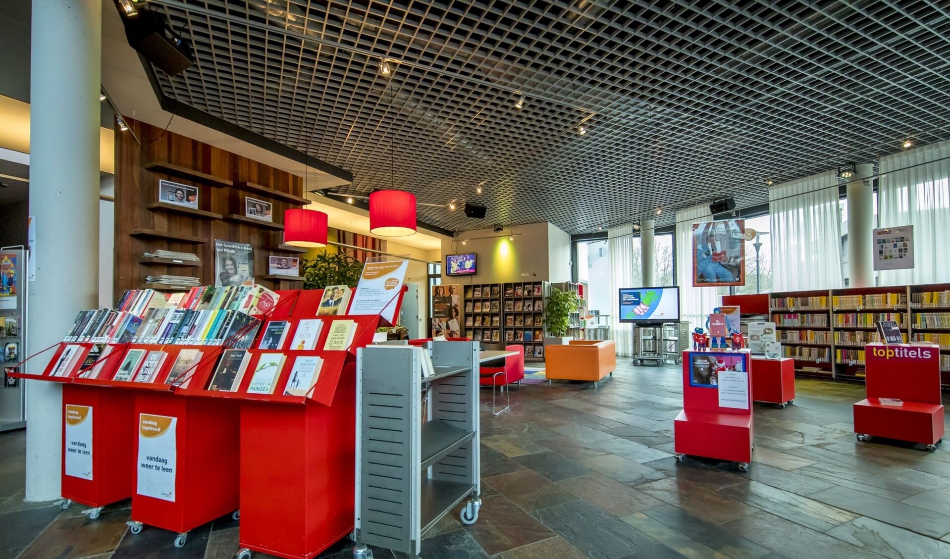 De bibliotheek in het Cultuurcentrum in Deurne.
