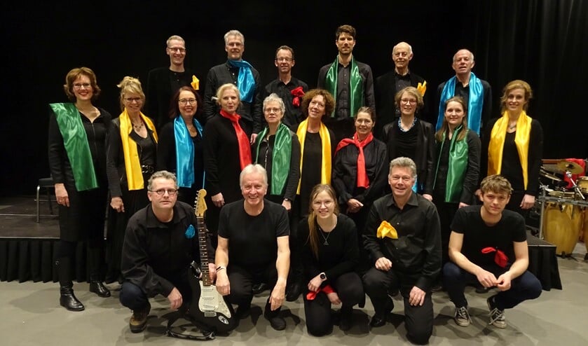 <p>Popkoor True Colours repeteert elke maandagavond in Het Huis van Waalre samen met de eigen live band.</p>