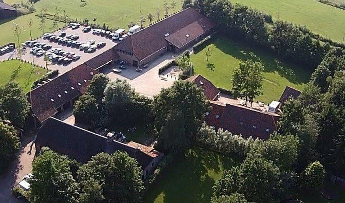 In groepsaccommodatie De Hoof in Someren verblijven van 28 november tot 27 januari 450 asielzoekers.